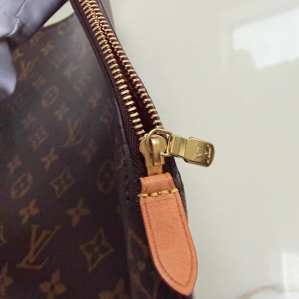 Louis Vuitton Document Brown Pochette - Picture 4 of 6